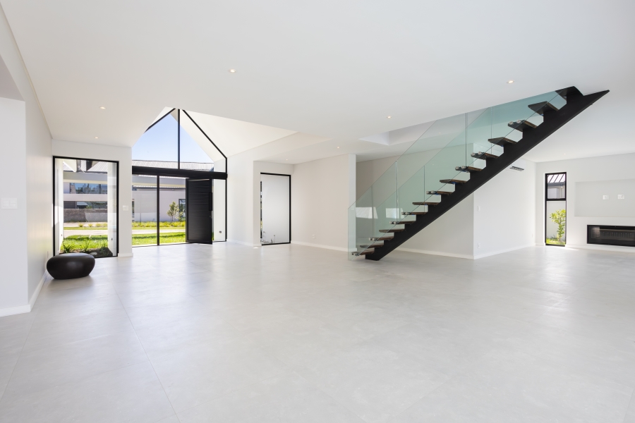 4 Bedroom Property for Sale in Val De Vie Estate Western Cape